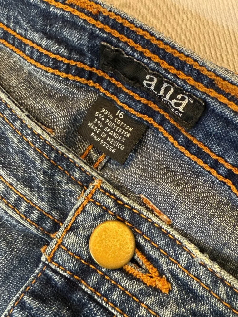 a.n.a A NEW APPROACH HIGH RISE CROP WIDE LEG MEDIUM WASH STRETCH JEANS WOMENS 16 - Picture 7 of 16